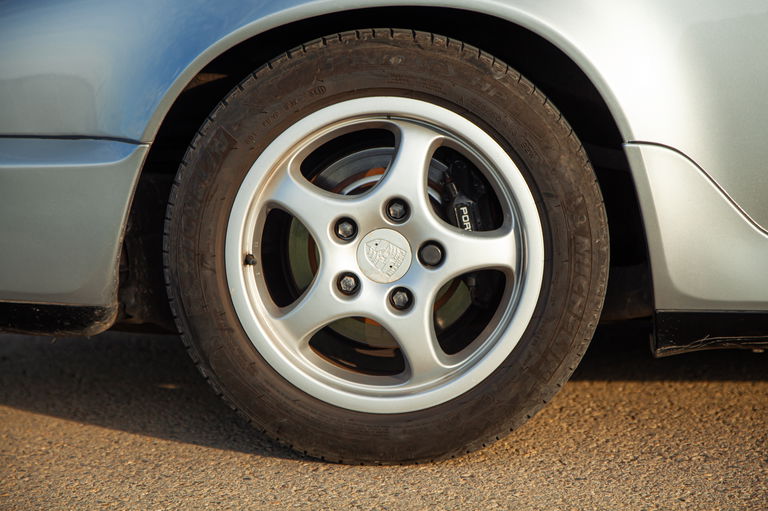 Porsche 964 Carrera 2