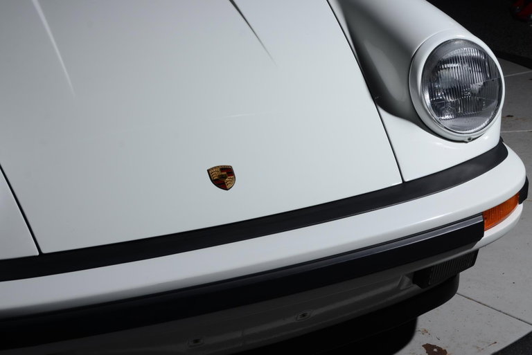 Porsche 911 Carrera 3.2 Speedster (US)