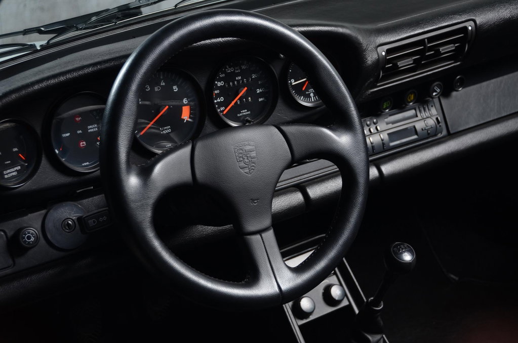 Porsche 911 Carrera 3.2 Speedster (US)