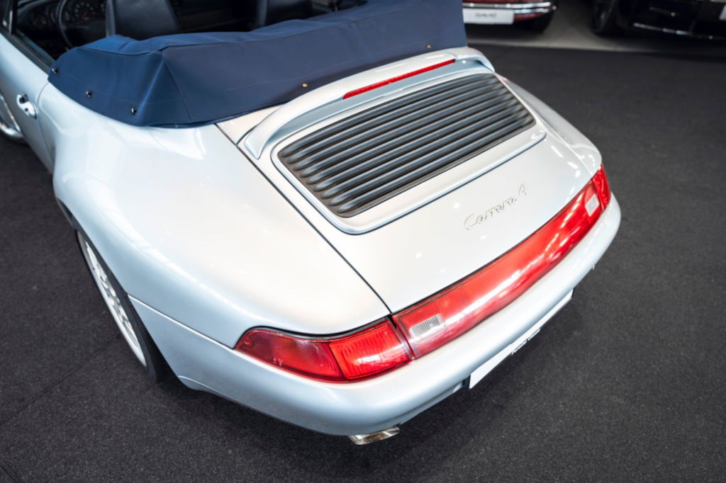 Porsche 993 Carrera 4