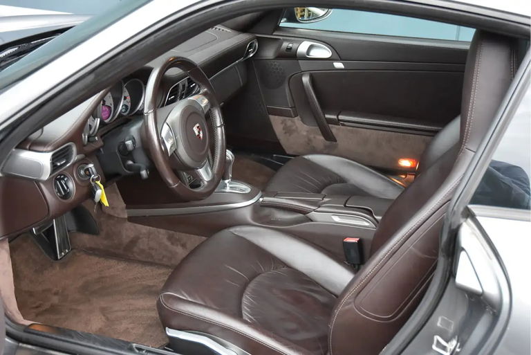 Porsche 997 Carrera 4S