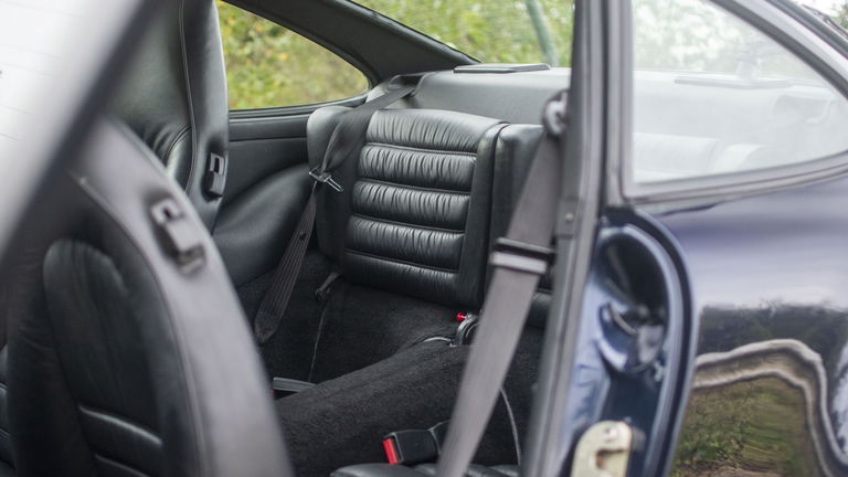 Porsche 964 Carrera 4