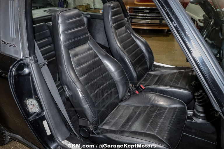 Porsche 911 Carrera 3.2 (US)