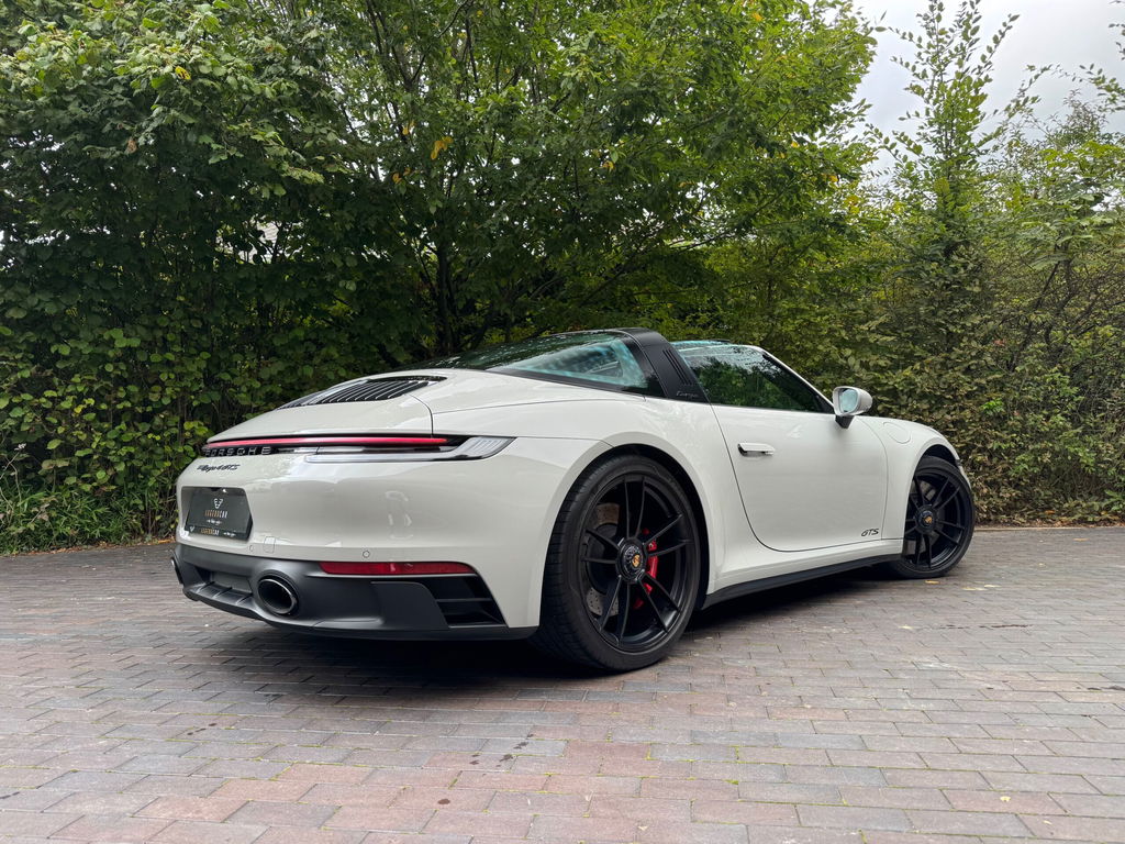 Porsche 992 Targa 4 GTS