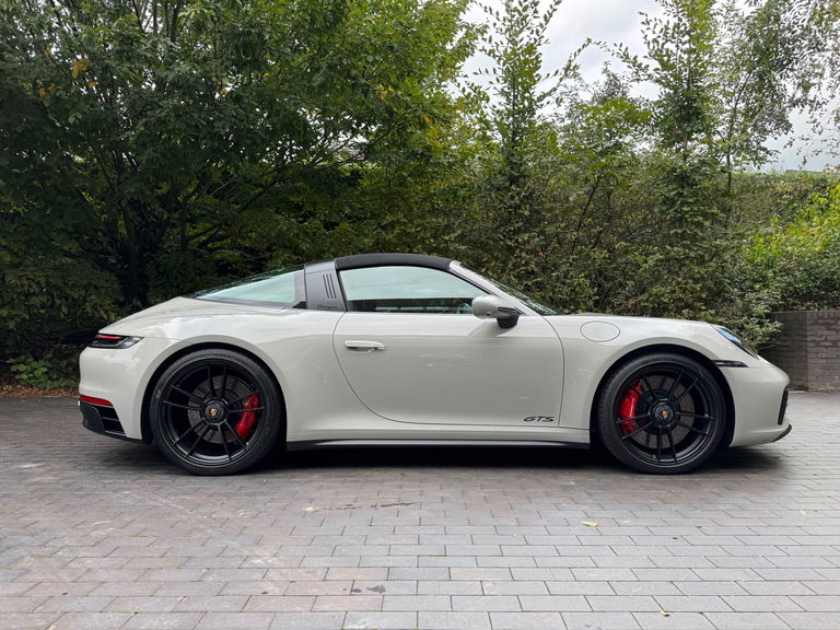 Porsche 992 Targa 4 GTS