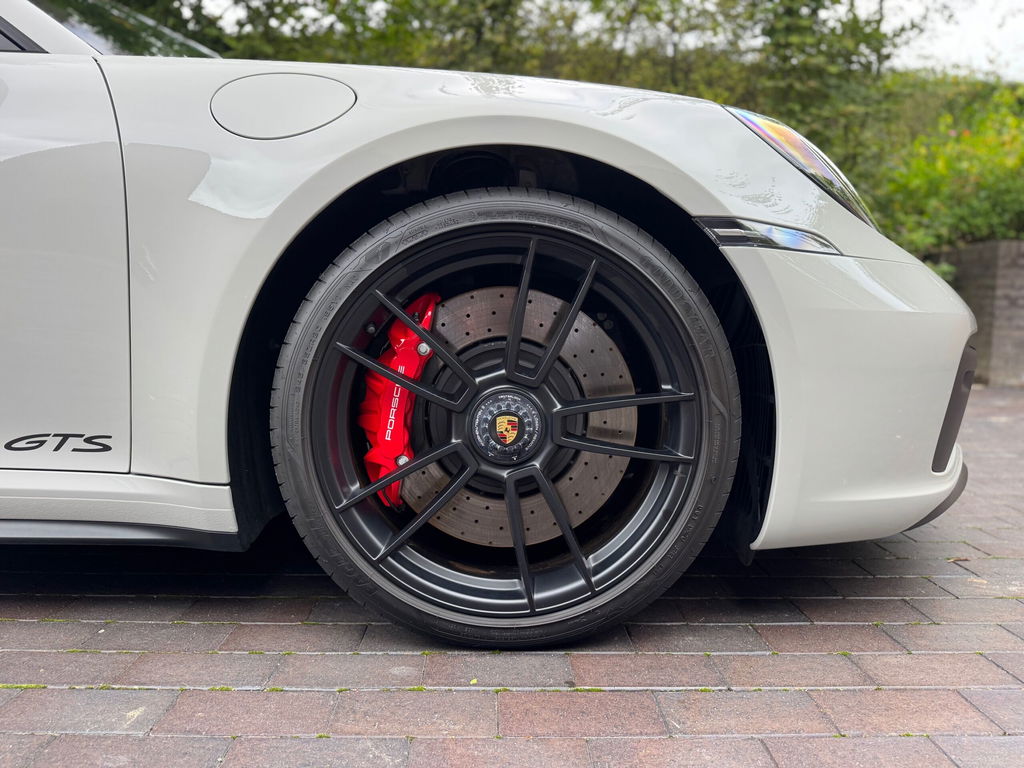 Porsche 992 Targa 4 GTS