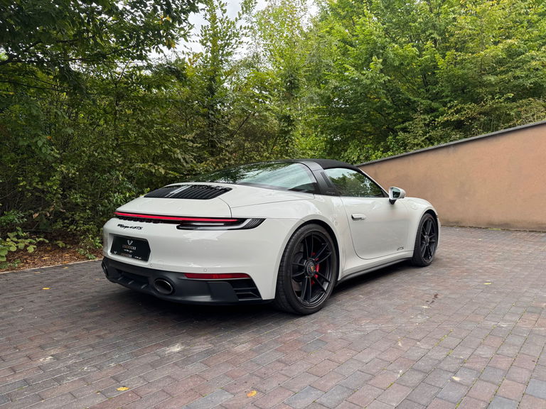 Porsche 992 Targa 4 GTS