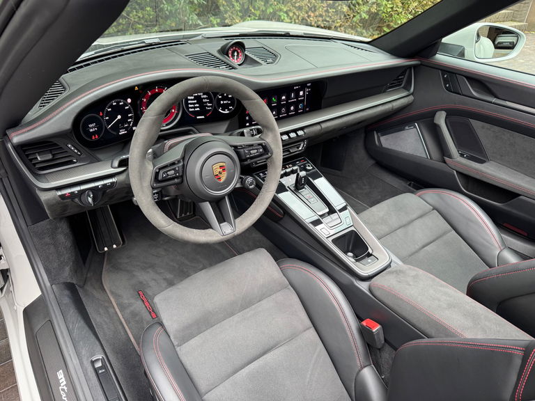 Porsche 992 Targa 4 GTS