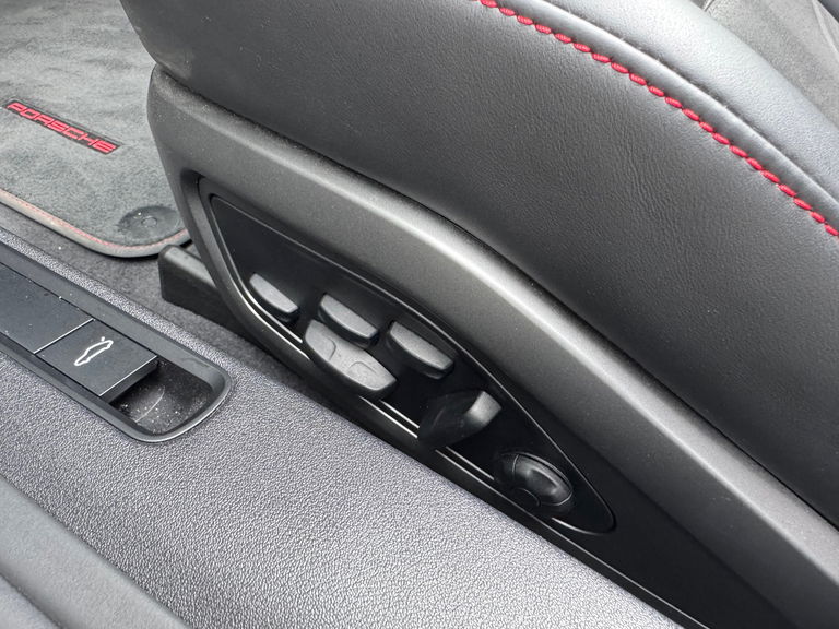 Porsche 992 Targa 4 GTS