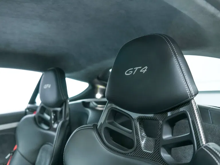 Porsche 981 Cayman GT4