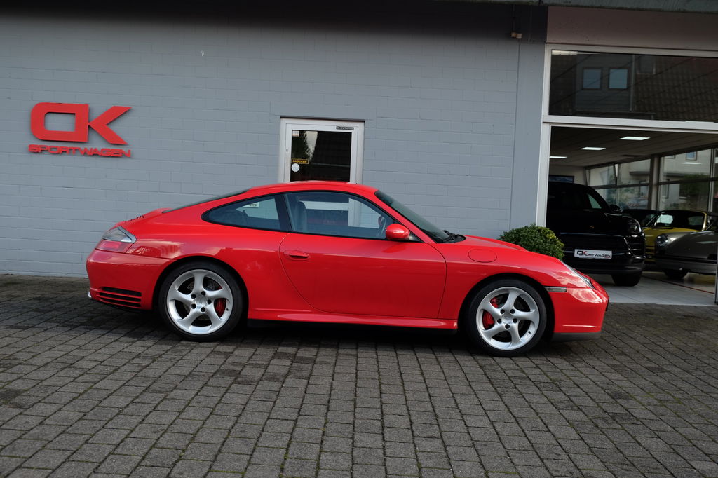 Porsche 996 Carrera 4S