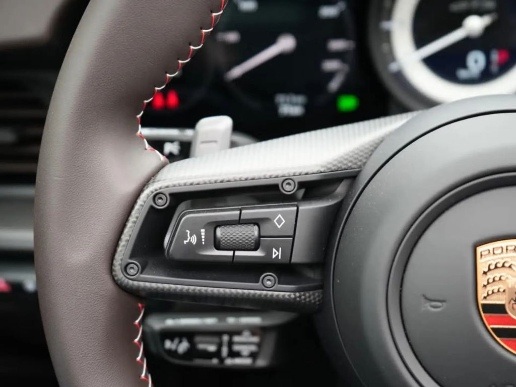 Porsche 992 Targa 4 GTS