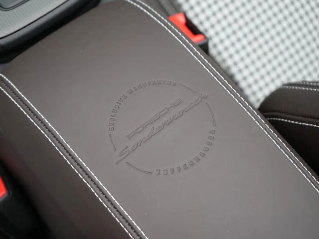 Porsche 992 Targa 4 GTS