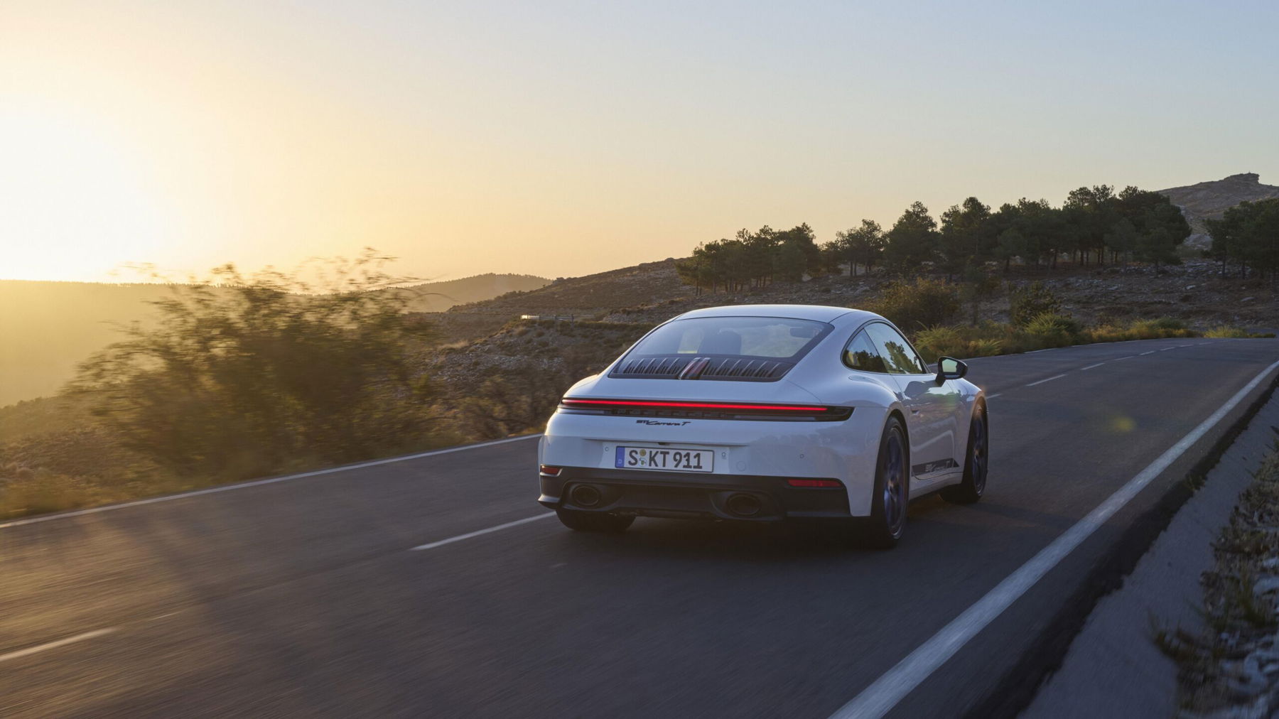 Porsche 992.2 Carrera T Exterieur Heck
2025 Porsche 911 Carrera T Exterieur Heck