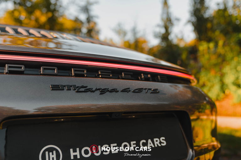 Porsche 992 Targa 4 GTS