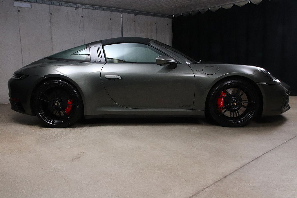 Porsche 992 Targa 4 GTS
