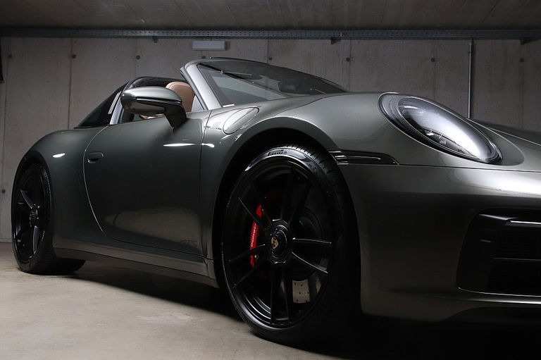 Porsche 992 Targa 4 GTS