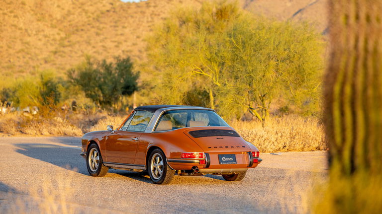 Porsche 911 T