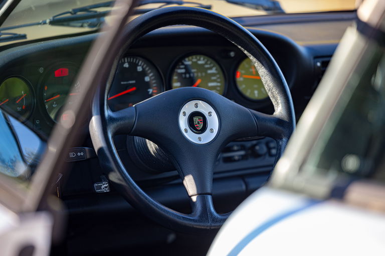 Porsche 964 Carrera 4