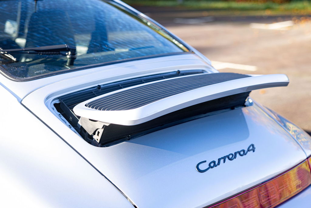 Porsche 964 Carrera 4