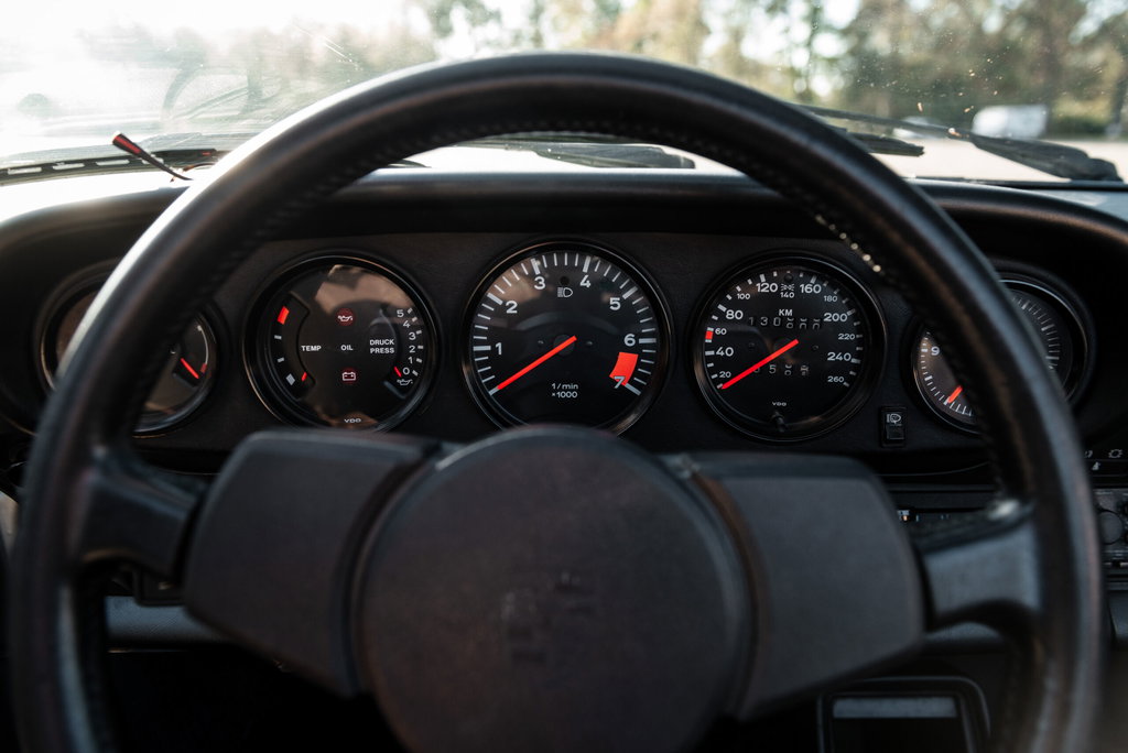 Porsche 911 Carrera 3.2