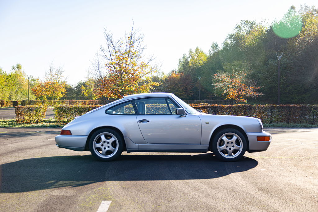 Porsche 964 Carrera 4