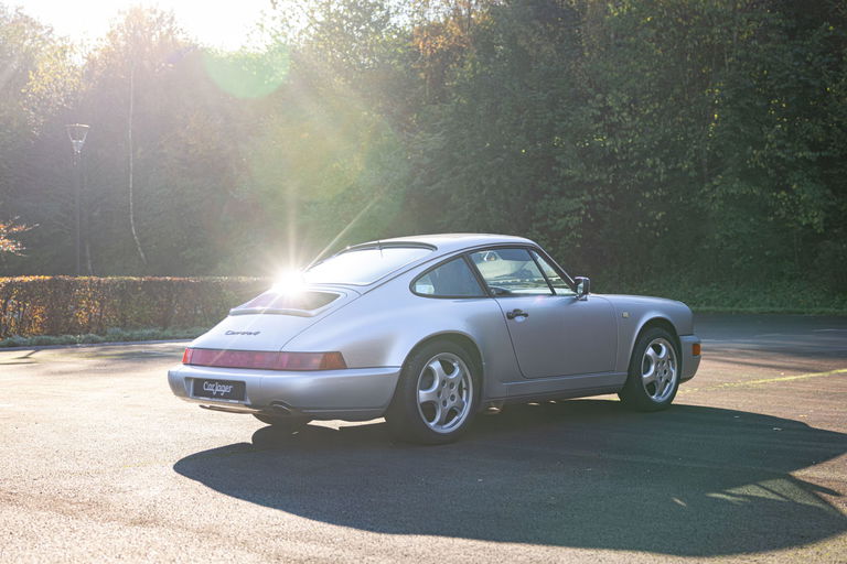 Porsche 964 Carrera 4