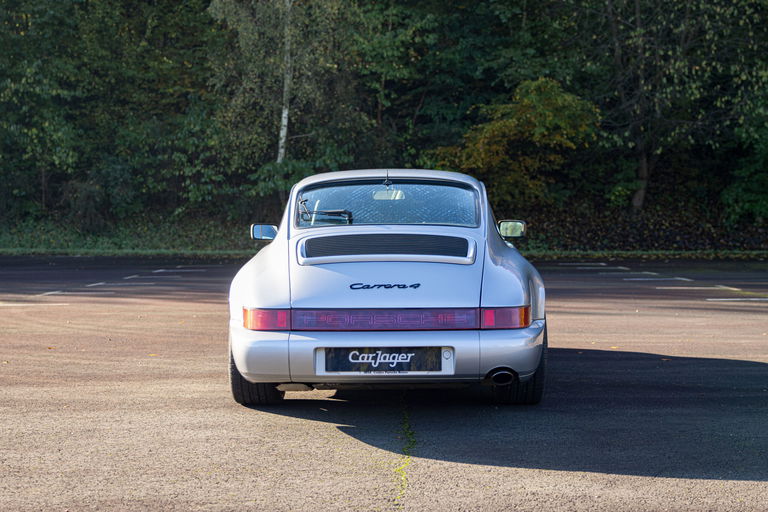 Porsche 964 Carrera 4