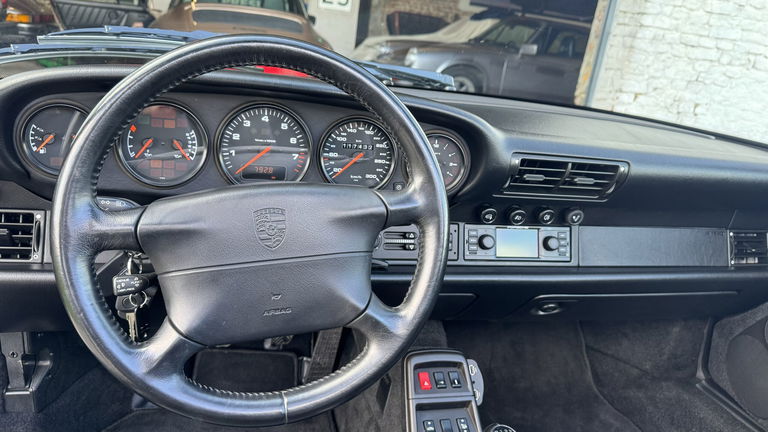 Porsche 993 Carrera