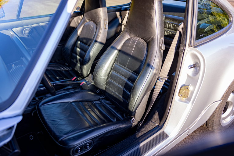 Porsche 964 Carrera 4