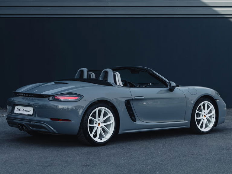Porsche 718 Boxster