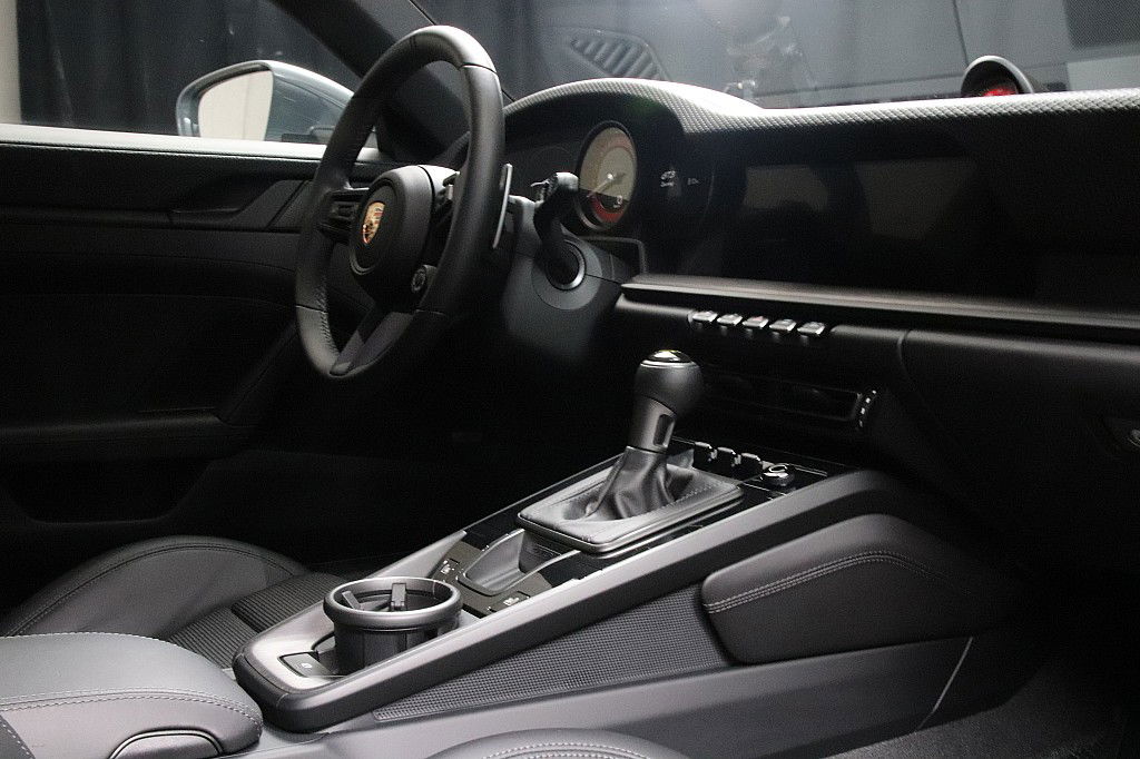 Porsche 992 GT3 Touring