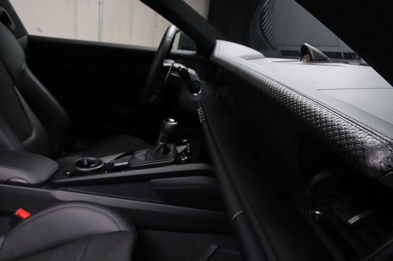 Porsche 992 GT3 Touring