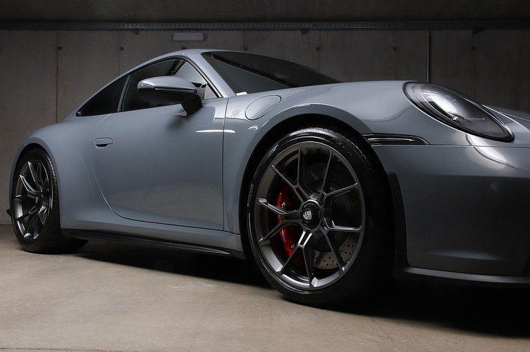 Porsche 992 GT3 Touring