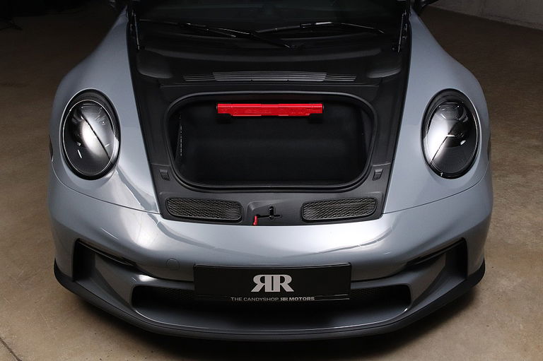 Porsche 992 GT3 Touring