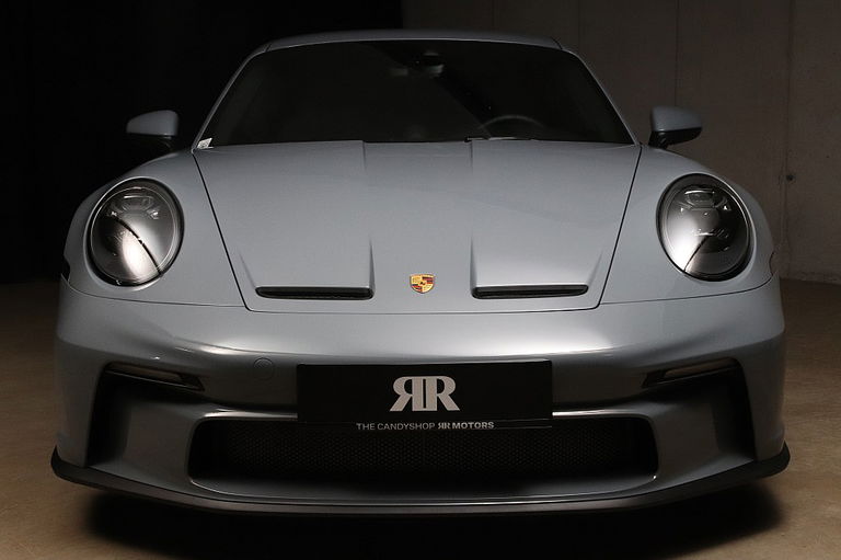 Porsche 992 GT3 Touring