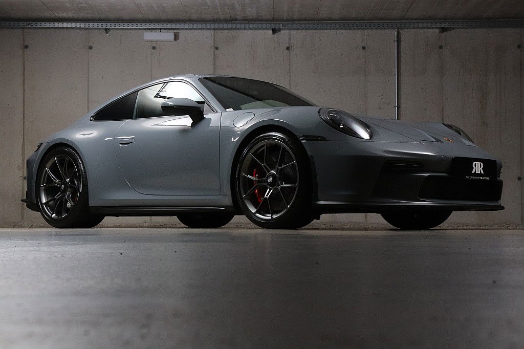 Porsche 992 GT3 Touring