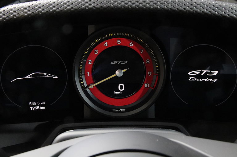 Porsche 992 GT3 Touring