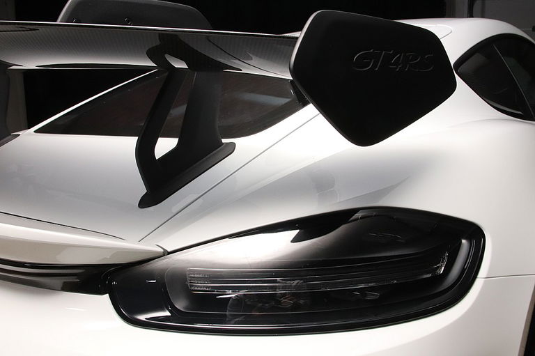 Porsche 718 Cayman GT4 RS