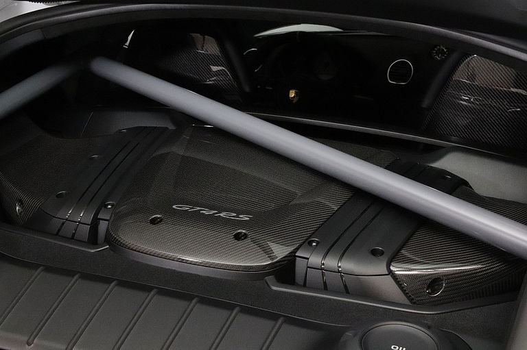 Porsche 718 Cayman GT4 RS