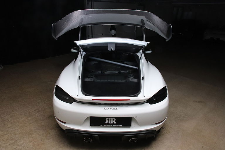 Porsche 718 Cayman GT4 RS