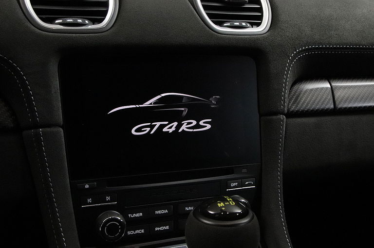 Porsche 718 Cayman GT4 RS