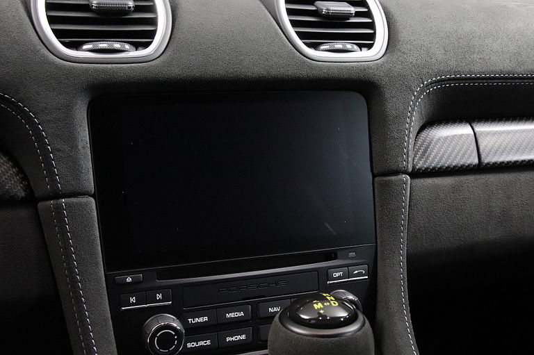 Porsche 718 Cayman GT4 RS