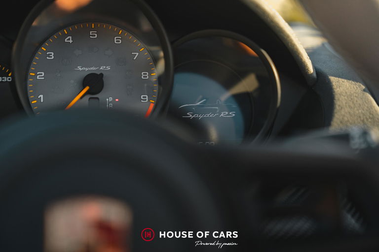 Porsche 718 Spyder RS