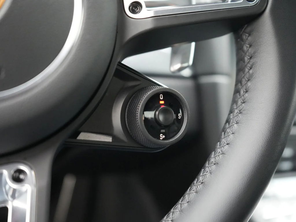 Porsche 718 Boxster S