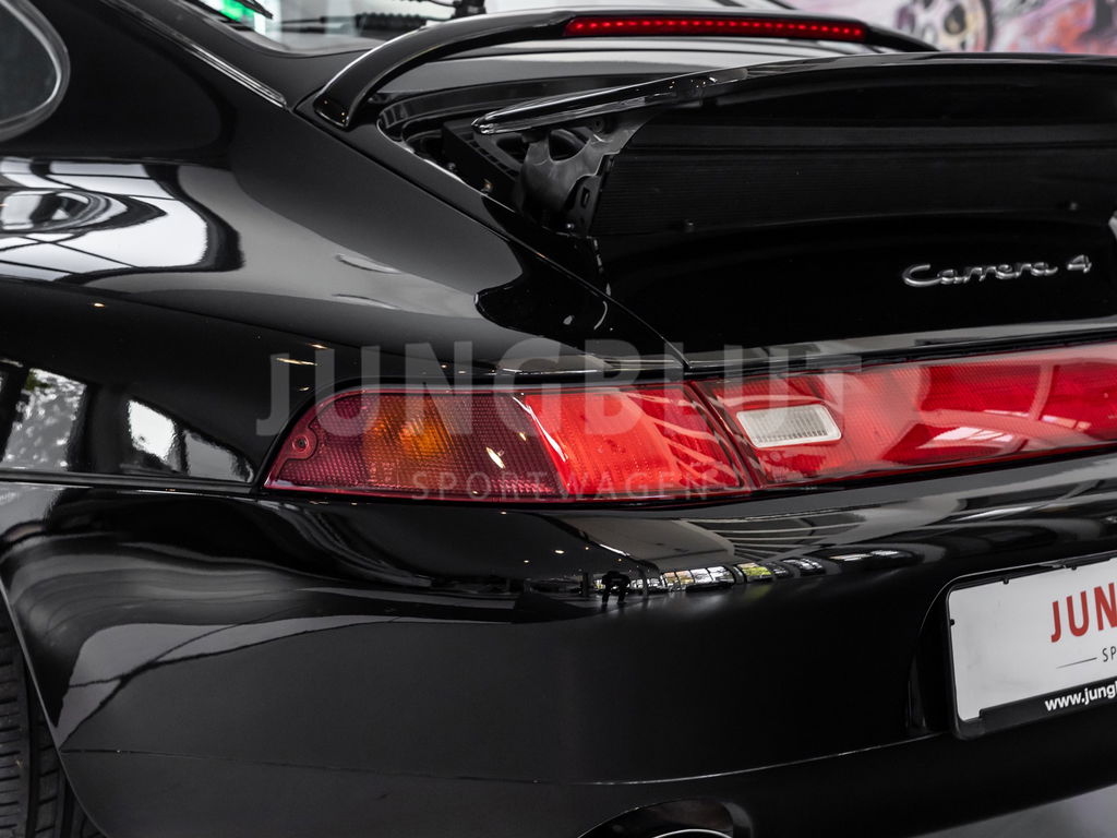 Porsche 993 Carrera 4