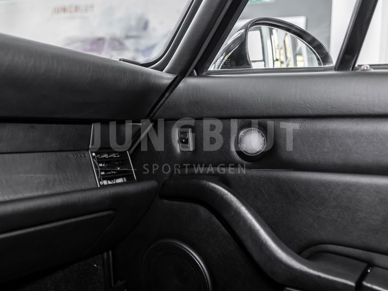 Porsche 993 Carrera 4