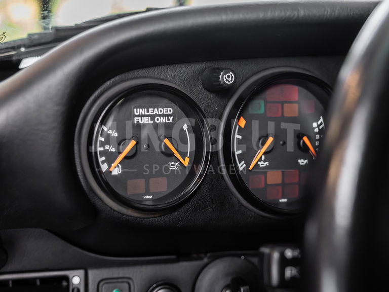 Porsche 993 Carrera 4