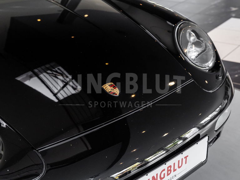 Porsche 993 Carrera 4