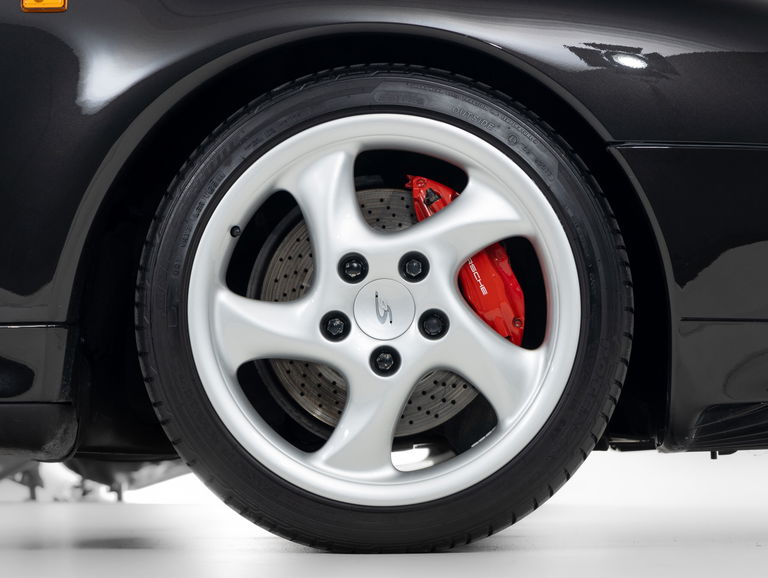 Porsche 993 Carrera 4S